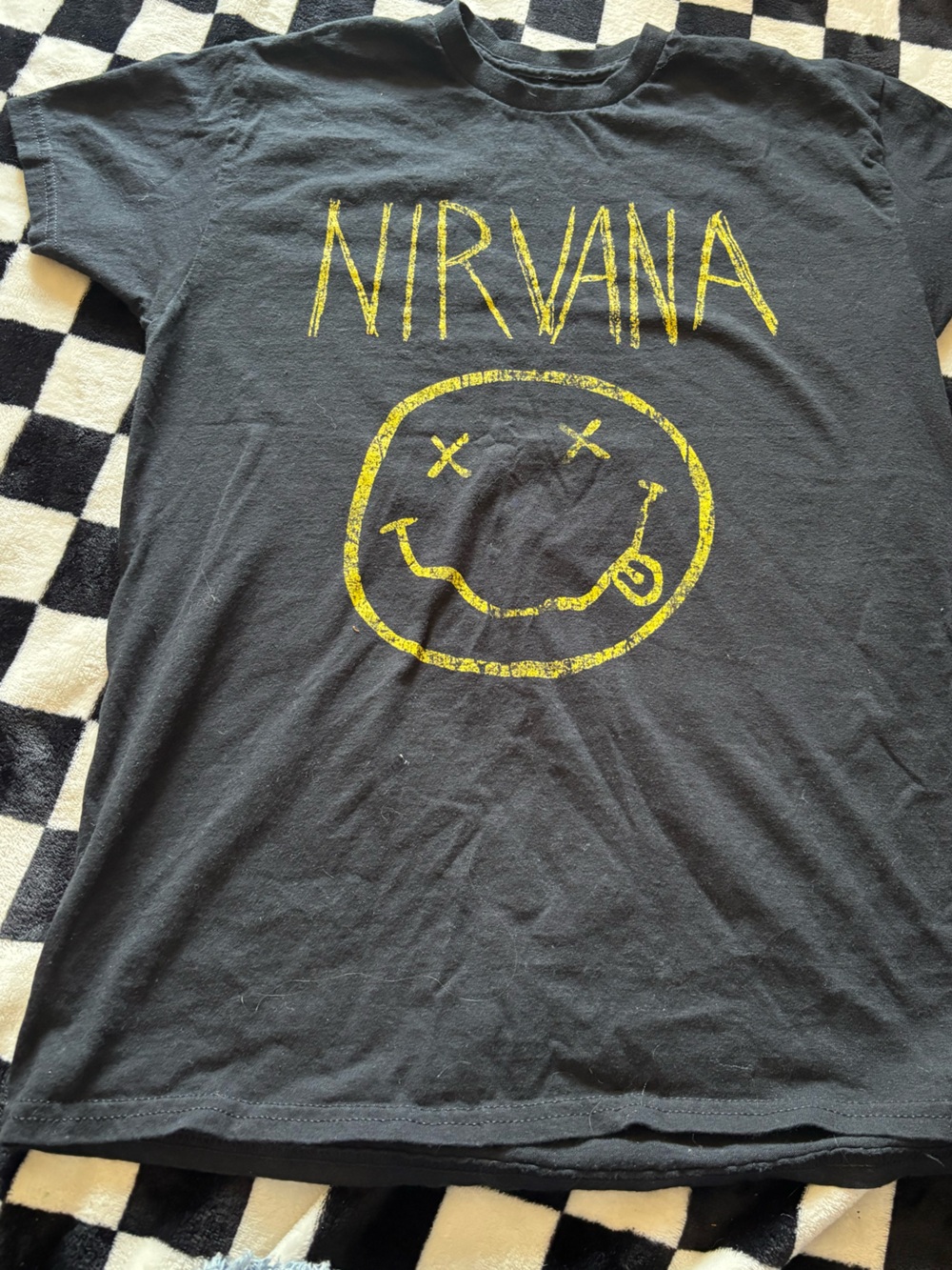 Men’s medium nirvana tshirt
